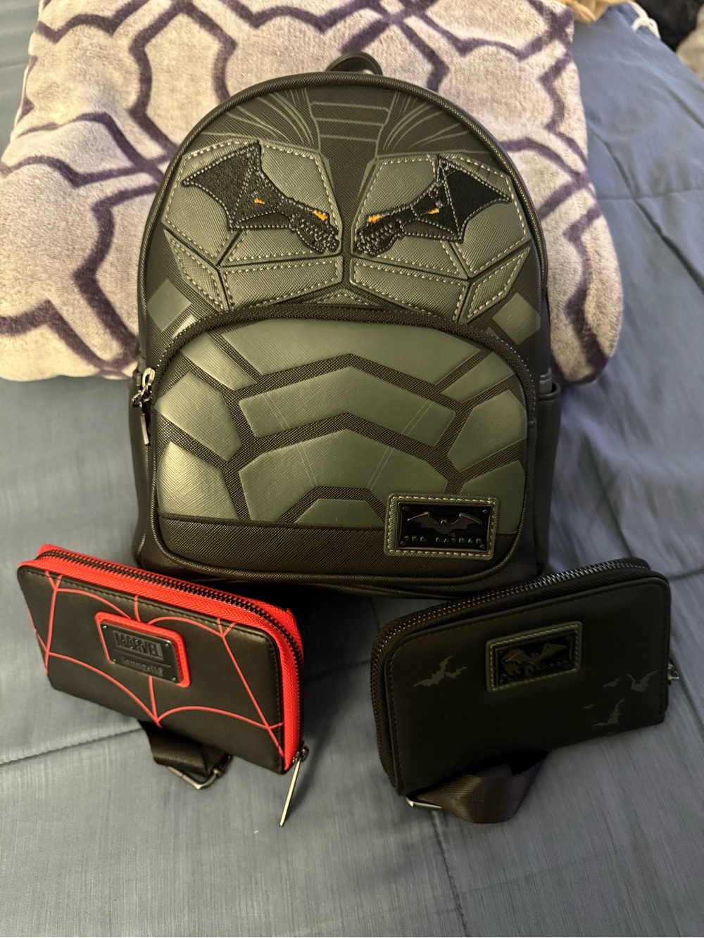 Batman Loungefly Backpack w/ 2 wallets